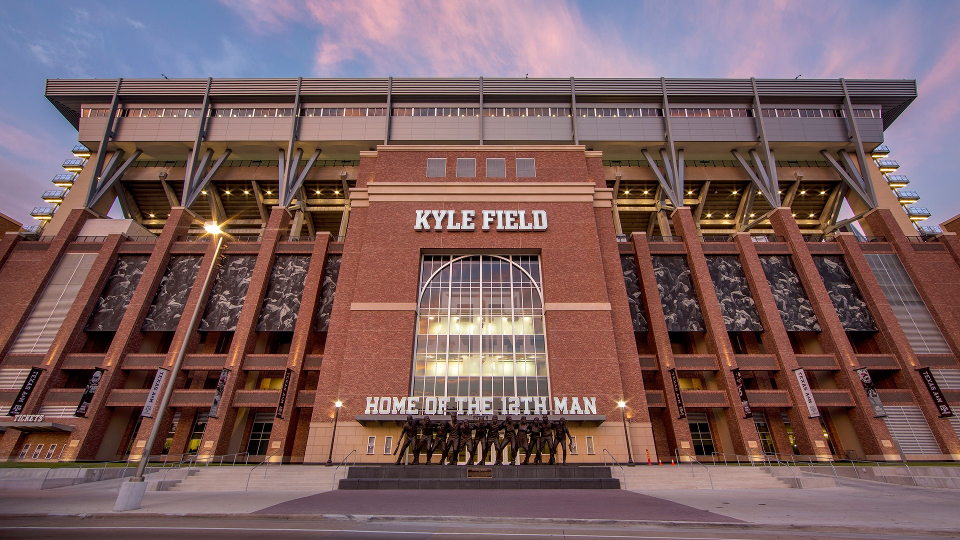 kyle field